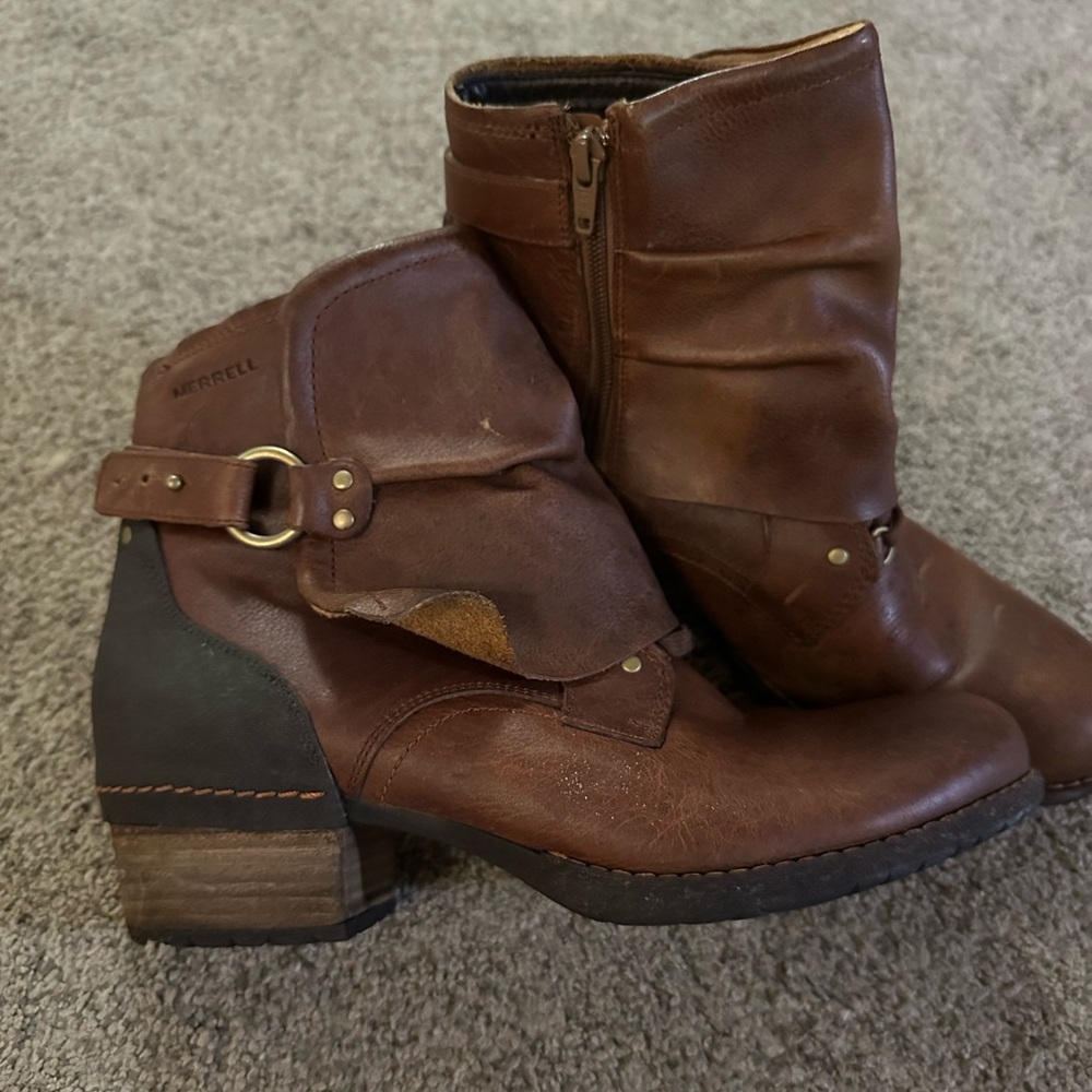 Merrell Ankle Boots size 10